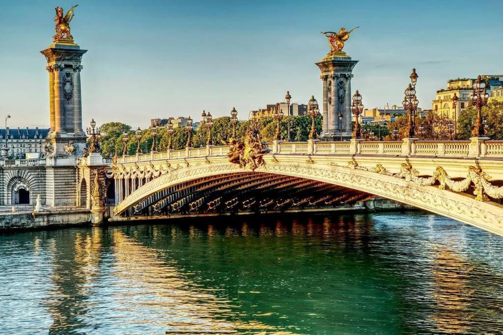 Ferienwohnung Iconic Location Only 500 Meters To The Louvre Paris Exterior foto